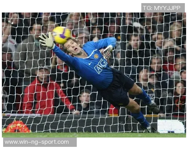 曼联足球白金卡带你体验独特的足球魅力与尊贵服务